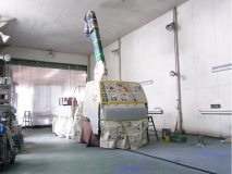 塗装ブースの内観