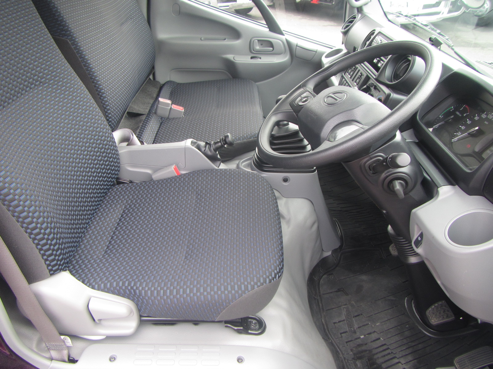 車輛詳細｜トラック販売・買取｜UJグループ（ウシトラ）